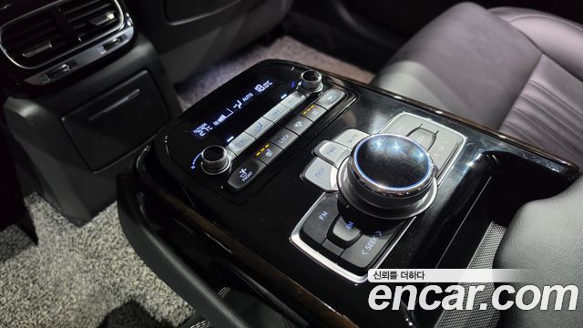 Genesis G90 3.8 AWD Premium Luxury 2020 — фото 18
