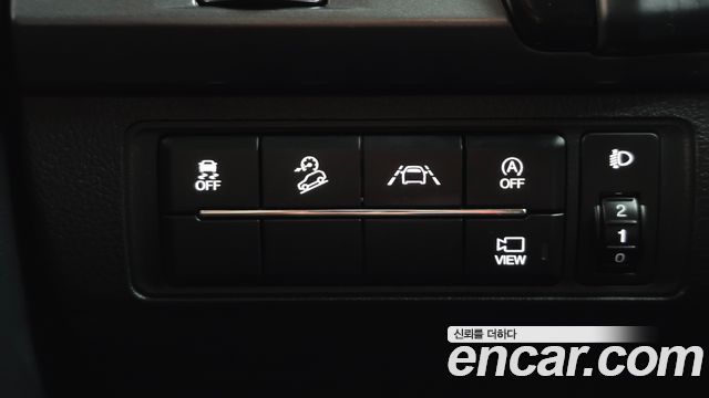 KG Mobility (SsangYong) Rexton Sports Khan Diesel 2.2 4WD Prestige 2023 — фото 12