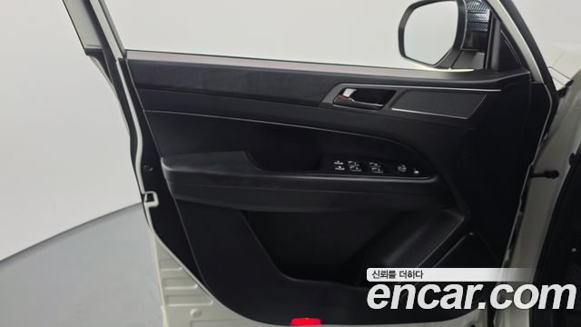 KG Mobility (SsangYong) Rexton Sports Khan Diesel 2.2 4WD Prestige 2023 — фото 24