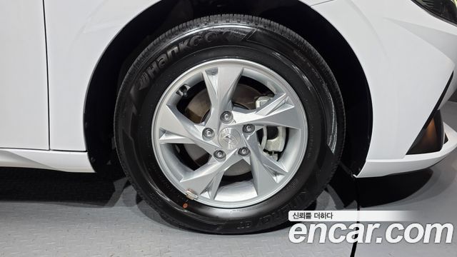 Hyundai Avante (CN7) 1.6 Smart 2023 — фото 27