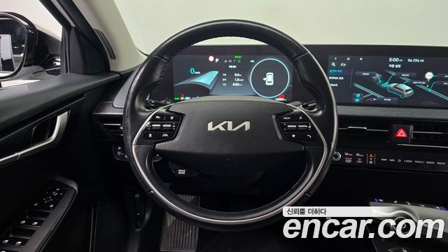 Kia EV6 Long Range Air 2022 — фото 13