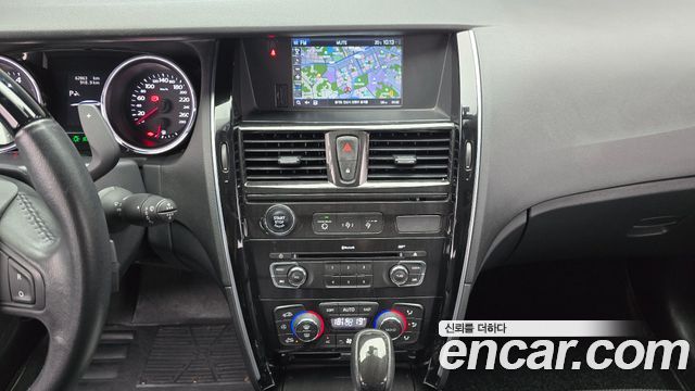 Renault Korea SM7 Nova 2.5 V6 2017 — фото 12
