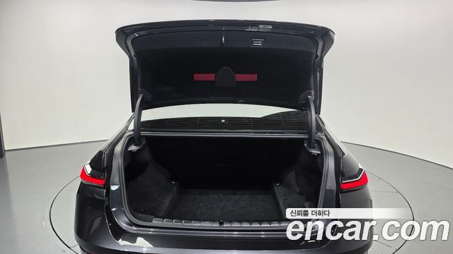 BMW 7 Series (G70) 740i sDrive Design Pure Excellence 2023 — фото 20