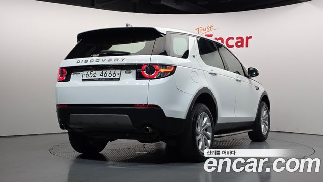 Land Rover Discovery Sport 2.0 TD4 SE (150PS) 2017 — фото 2