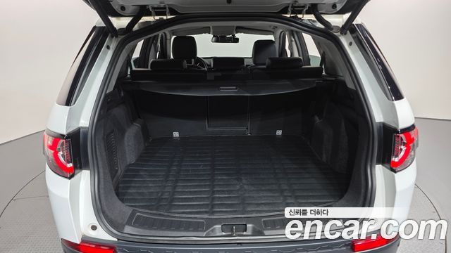 Land Rover Discovery Sport 2.0 TD4 SE (150PS) 2017 — фото 19