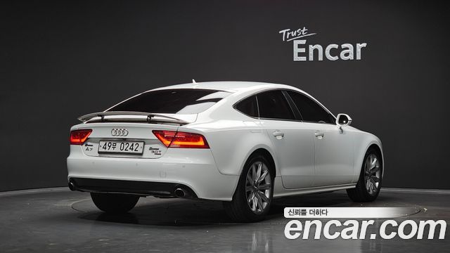 Audi A7 3.0 TFSI Quattro Entry 4G 2012 — фото 2