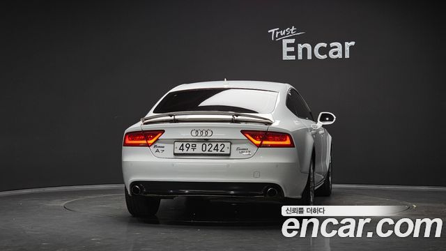 Audi A7 3.0 TFSI Quattro Entry 4G 2012 — фото 4