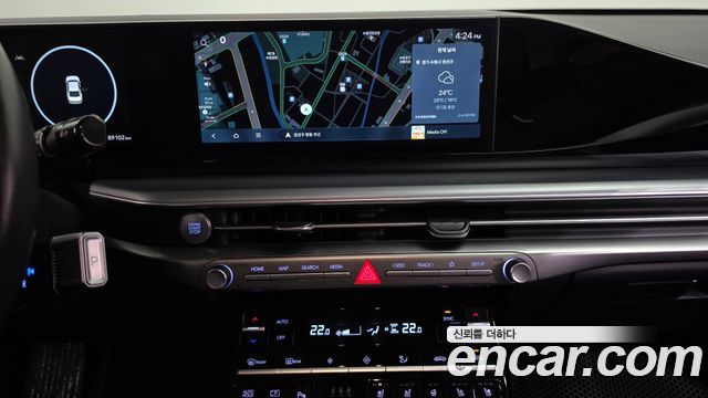 Hyundai Grandeur (GN7) 3.5 LPG 2WD Exclusive 2023 — фото 13