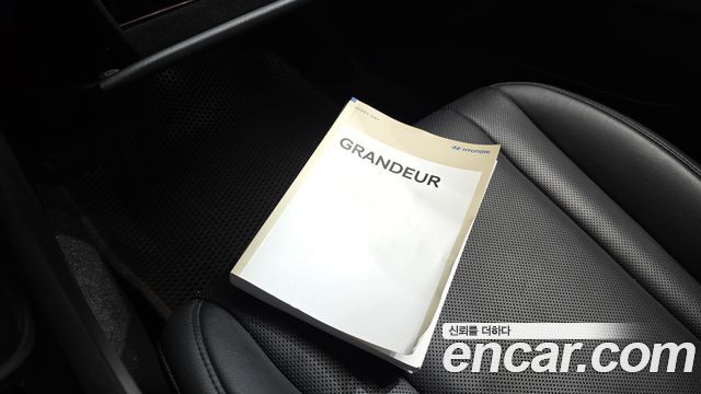 Hyundai Grandeur (GN7) 3.5 LPG 2WD Exclusive 2023 — фото 16