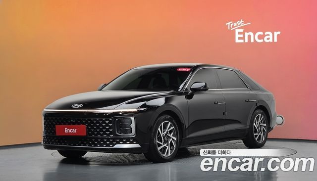 Hyundai Grandeur (GN7) 3.5 LPG 2WD Exclusive 2023 — фото 1