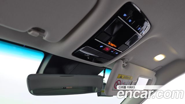 Hyundai Grandeur (GN7) 3.5 LPG 2WD Exclusive 2023 — фото 27