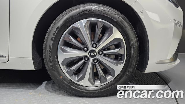 Kia K8 Hybrid Noblesse 2023 — фото 27