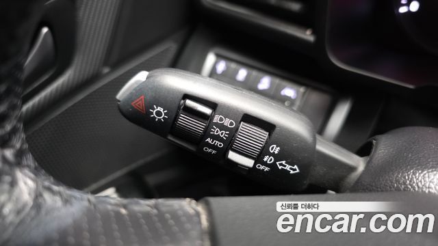 KG Mobility (SsangYong) Very New Tivoli Gasoline 1.5 2WD V3 2021 — фото 28
