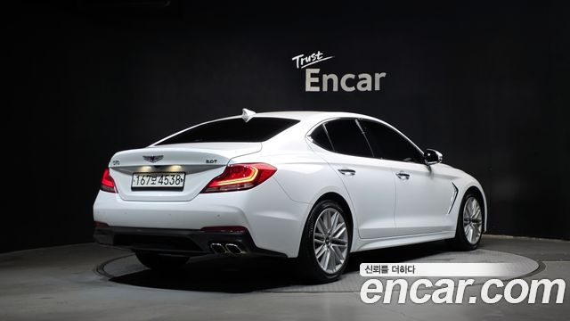 Genesis G70 2.0T Elite 2020 — фото 2