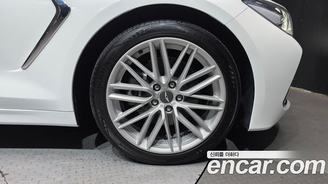 Genesis G70 2.0T Elite 2020 — фото 21
