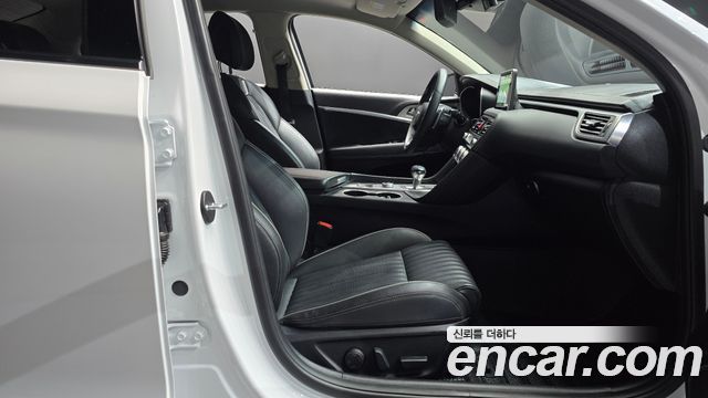 Genesis G70 2.0T Elite 2020 — фото 26