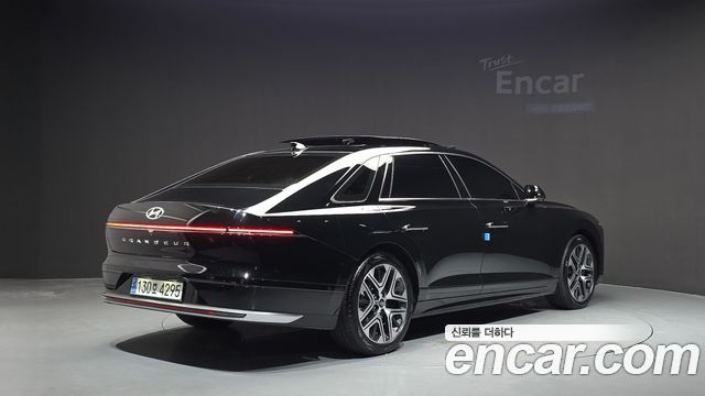 Hyundai Grandeur (GN7) 2,5 Gasoline 2WD Exclusive 2023 — фото 2