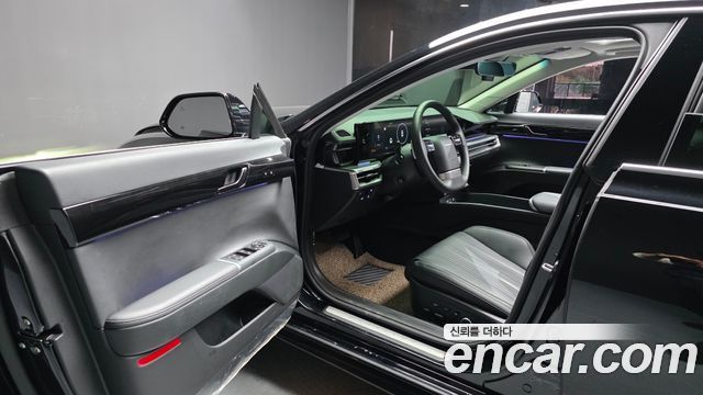 Hyundai Grandeur (GN7) 2,5 Gasoline 2WD Exclusive 2023 — фото 10
