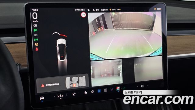 Tesla Model Y Long Range AWD 2021 — фото 16