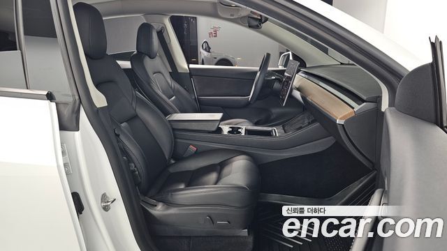 Tesla Model Y Long Range AWD 2021 — фото 26