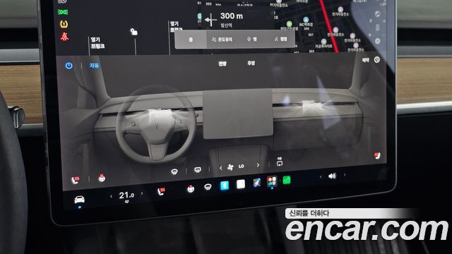 Tesla Model Y Long Range AWD 2021 — фото 28