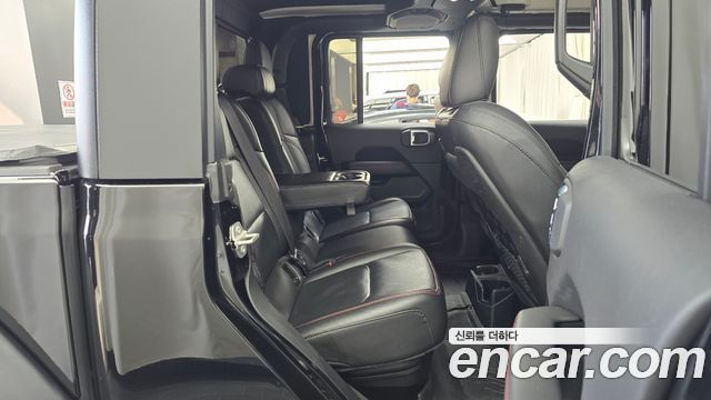 Jeep Gladiator (JT) 3.6 Rubicon 2023 — фото 15