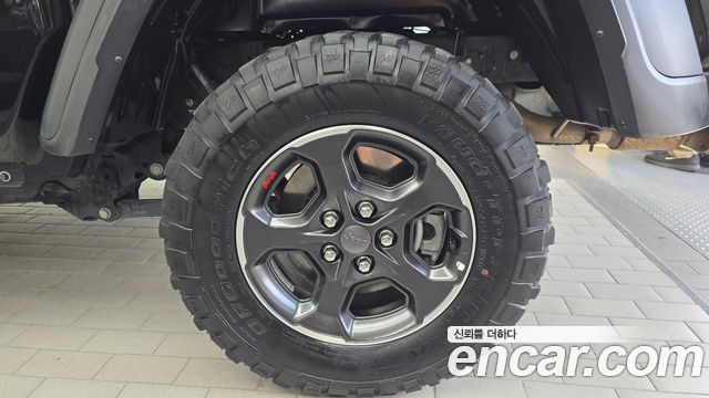 Jeep Gladiator (JT) 3.6 Rubicon 2023 — фото 27