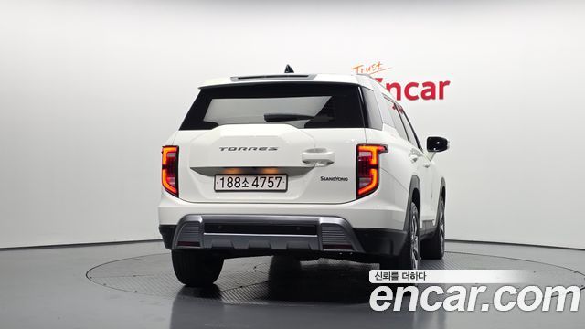 KG Mobility (SsangYong) Torres Gasoline 1.5 4WD T5 2023 — фото 4