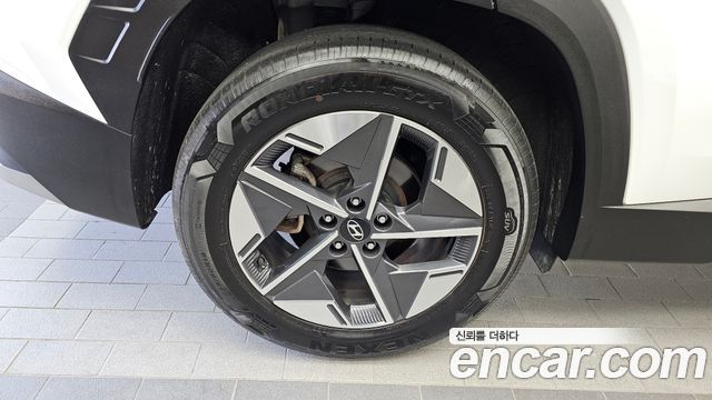 Hyundai Tucson (NX4) Gasoline 1.6 Turbo 4WD Premium 2024 — фото 5