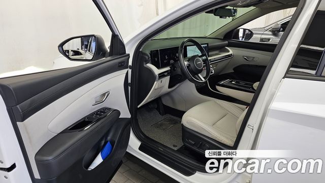 Hyundai Tucson (NX4) Gasoline 1.6 Turbo 4WD Premium 2024 — фото 10