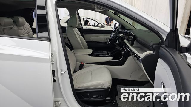Hyundai Tucson (NX4) Gasoline 1.6 Turbo 4WD Premium 2024 — фото 11