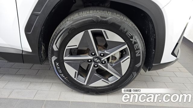 Hyundai Tucson (NX4) Gasoline 1.6 Turbo 4WD Premium 2024 — фото 21