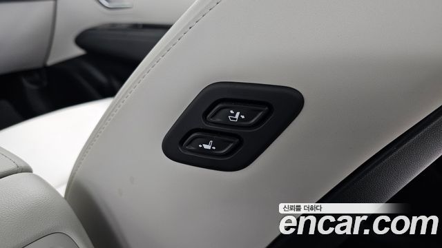 Hyundai Tucson (NX4) Gasoline 1.6 Turbo 4WD Premium 2024 — фото 36