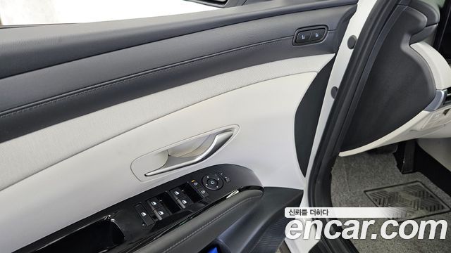 Hyundai Tucson (NX4) Gasoline 1.6 Turbo 4WD Premium 2024 — фото 37