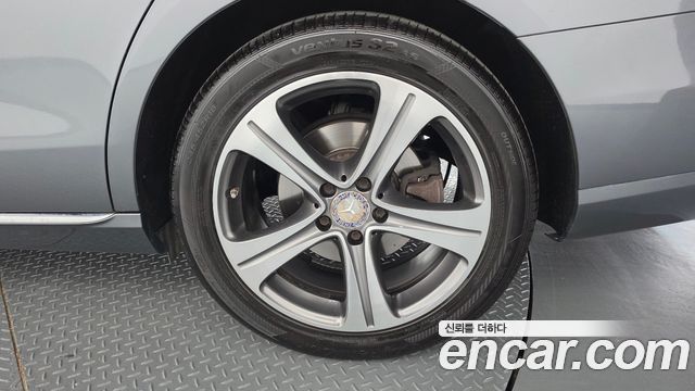 Mercedes-Benz E-Class (W213) E300 4MATIC AV Intelligent Drive 2017 — фото 21