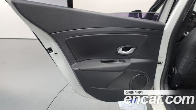 Renault Korea SM3 Neo LE 2016 — фото 25