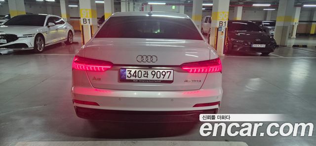 Audi A6 (C8) 45 TFSI Premium 2025 — фото 10
