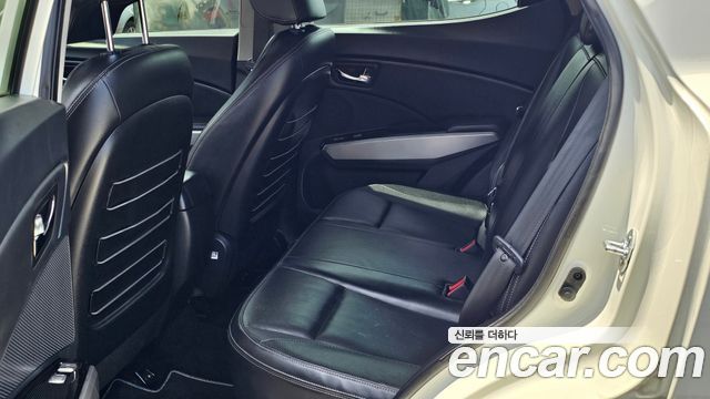 KG Mobility (SsangYong) Tivoli LX 2WD DLX 2015 — фото 7