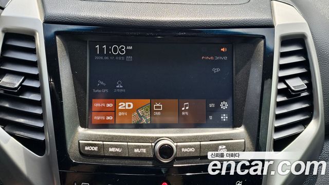 KG Mobility (SsangYong) Tivoli LX 2WD DLX 2015 — фото 9