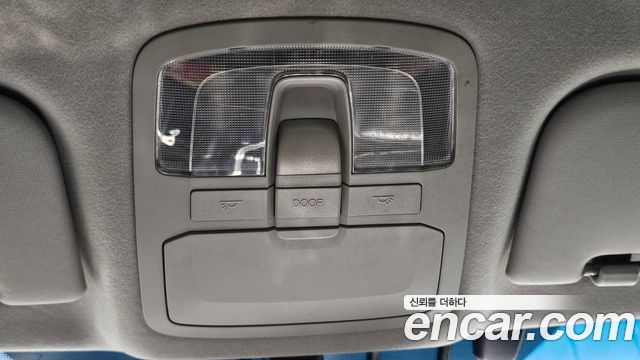 KG Mobility (SsangYong) Tivoli LX 2WD DLX 2015 — фото 17