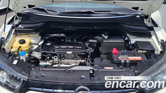 KG Mobility (SsangYong) Tivoli LX 2WD DLX 2015 — фото 24