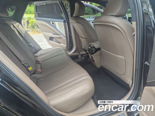 Kia K8 2.5 Gasoline 2WD Noblesse 2023 — фото 8