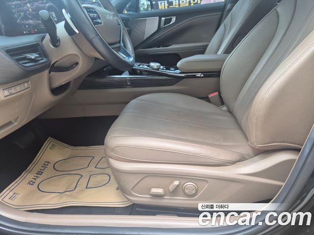 Kia K8 2.5 Gasoline 2WD Noblesse 2023 — фото 10
