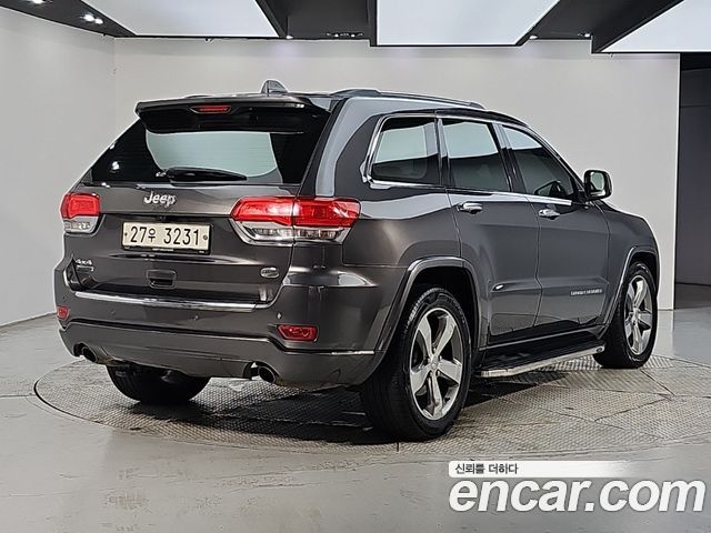 Jeep Grand Cherokee 3.0 Diesel Overland WK2 2014 — фото 4