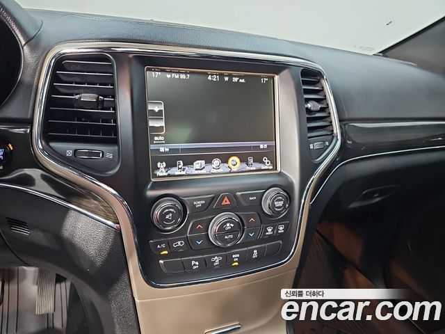 Jeep Grand Cherokee 3.0 Diesel Overland WK2 2014 — фото 16