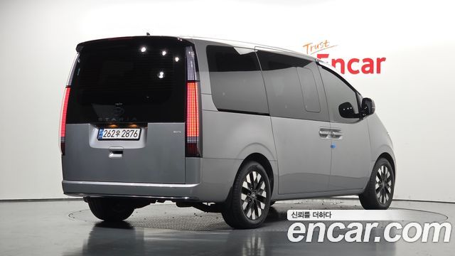 Hyundai Staria 4WD Lounge 9-Seater Inspiration 2025 — фото 2