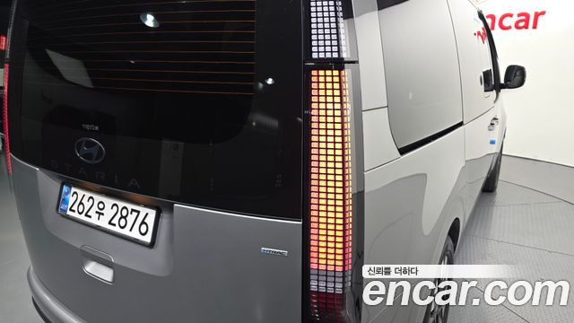 Hyundai Staria 4WD Lounge 9-Seater Inspiration 2025 — фото 23