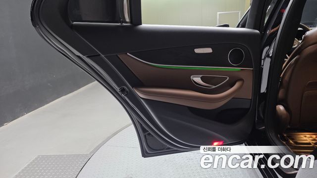 Mercedes-Benz E-Class (W213) E250 Avantgarde 2023 — фото 25