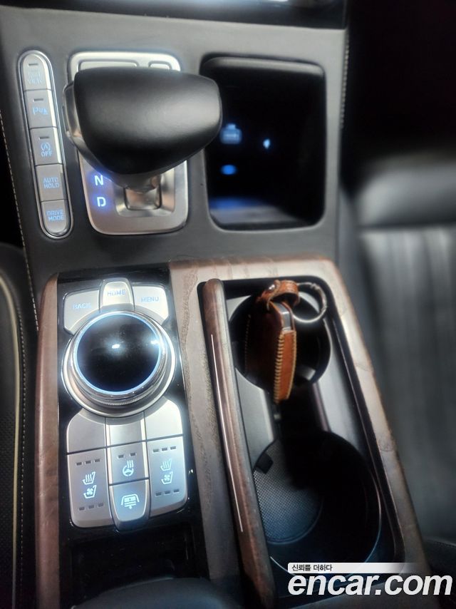 Genesis G90 3.8 AWD Premium Luxury 2021 — фото 23