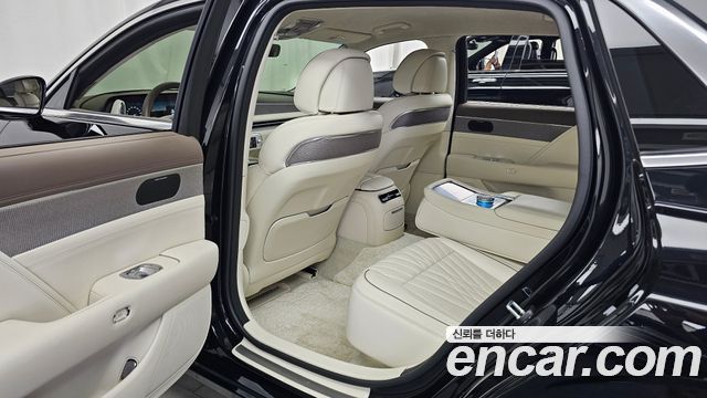 Genesis G90 (RS4) Gasoline 3.5 Turbo AWD 2022 — фото 12